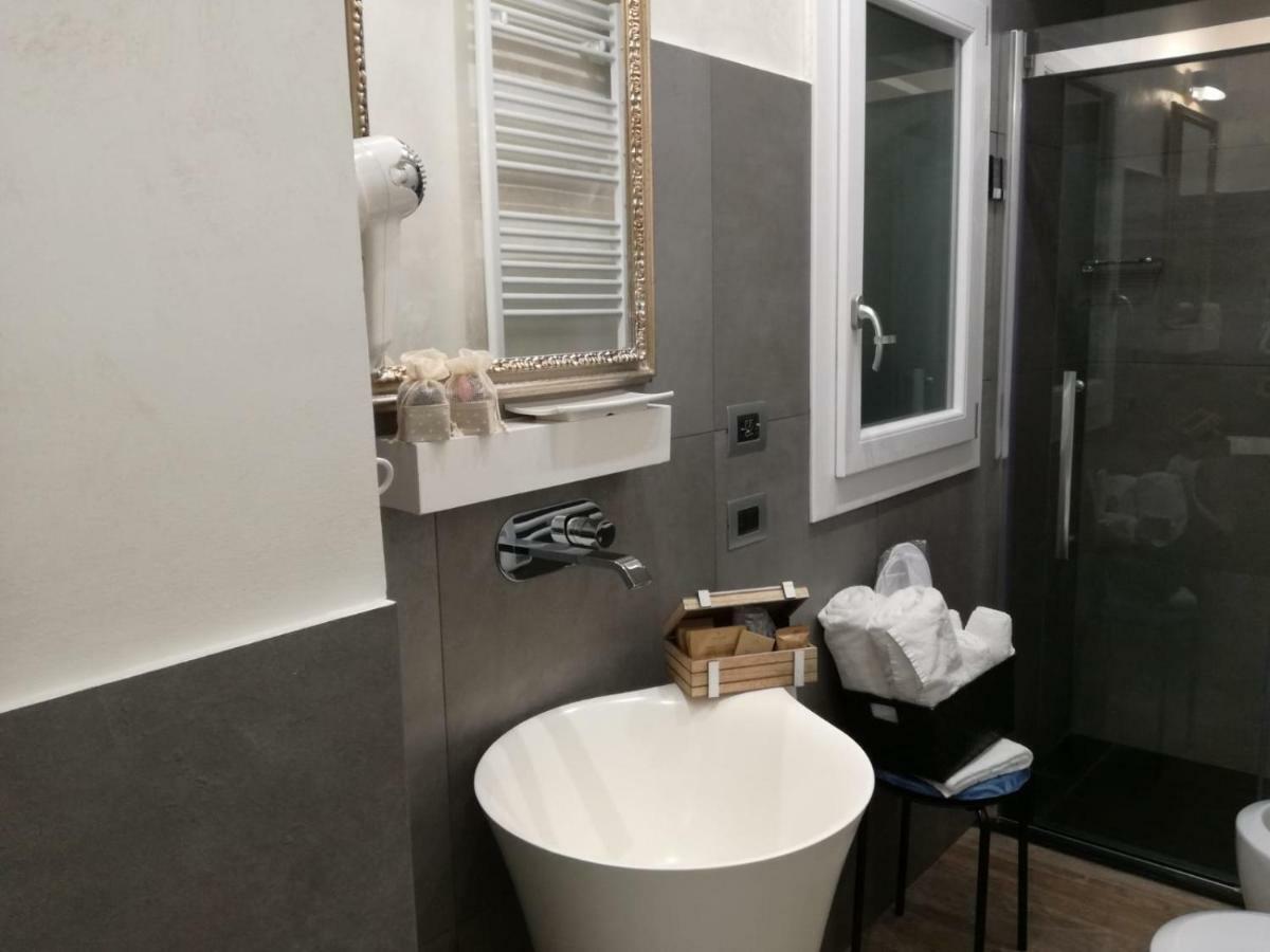 I Fiumi Di Navona Hotel Rome Exterior photo